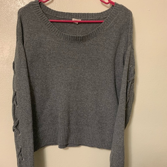 Grey sweater from Garage - Picture 1 of 5